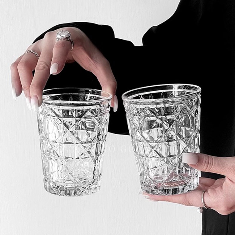 Wine Beer Liquor - خمر الماس منقوشة ، زجاج النبيذ